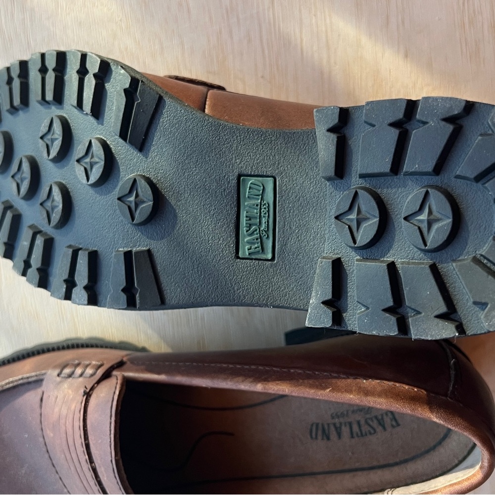 Eastland Shoe Brown Penny Loafers for Women (NWOT) - Picture 7 of 10
